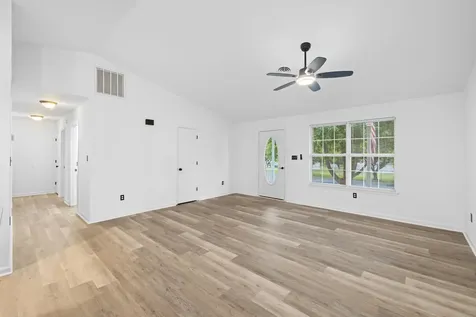 302 Lancelot Lane Staunton VA 24401