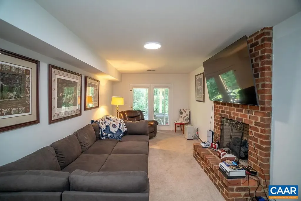 1712 Hearthglow Lane Charlottesville VA 22901