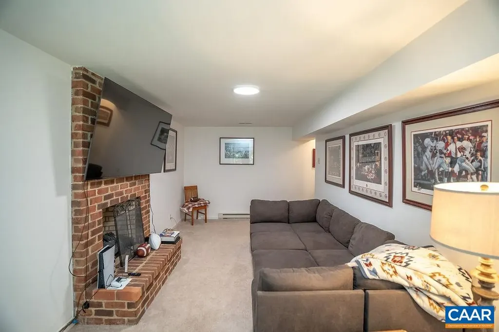 1712 Hearthglow Lane Charlottesville VA 22901