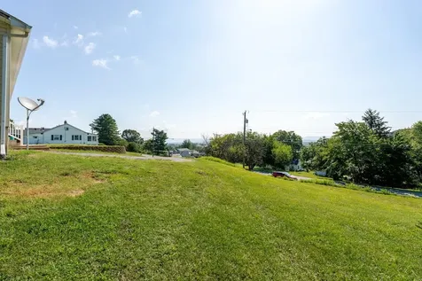 107 Orchard Road Staunton VA 24401