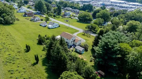 107 Orchard Road Staunton VA 24401