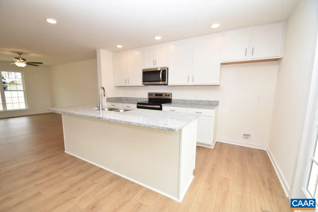 87 Derosa Court Palmyra VA 22963