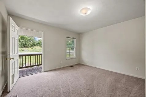 2443 Millwood Loop Harrisonburg VA 22801