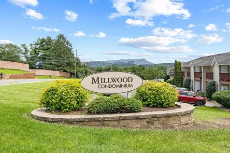 2443 Millwood Loop Harrisonburg VA 22801