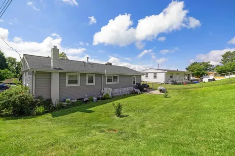 2399 Highview Circle Staunton VA 24401
