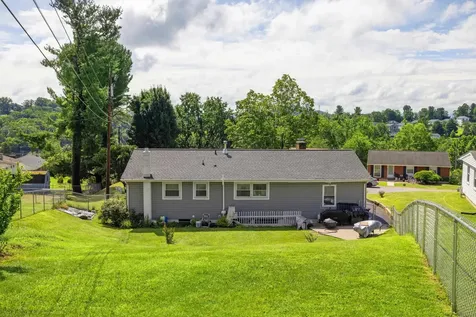 2399 Highview Circle Staunton VA 24401