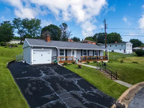 2399 Highview Circle Staunton VA 24401