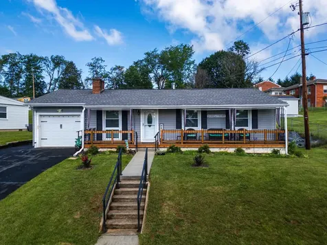 2399 Highview Circle Staunton VA 24401