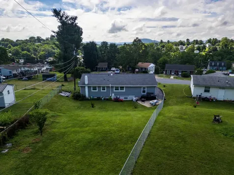 2399 Highview Circle Staunton VA 24401