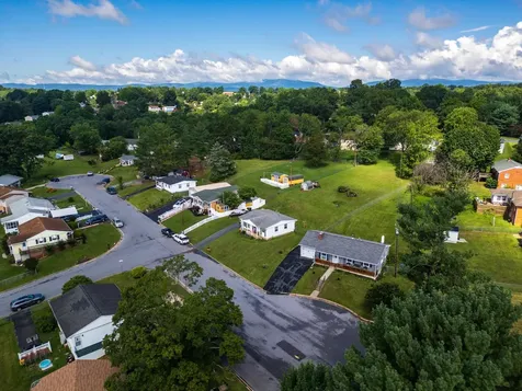 2399 Highview Circle Staunton VA 24401