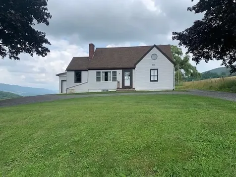 4600 Mountain Turnpike Monterey VA 24465