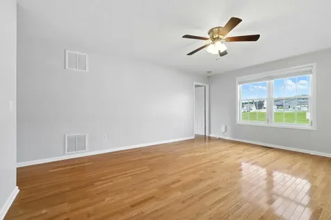 14781 Justice Crossing Broadway VA 22815