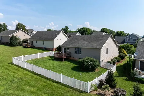 14781 Justice Crossing Broadway VA 22815