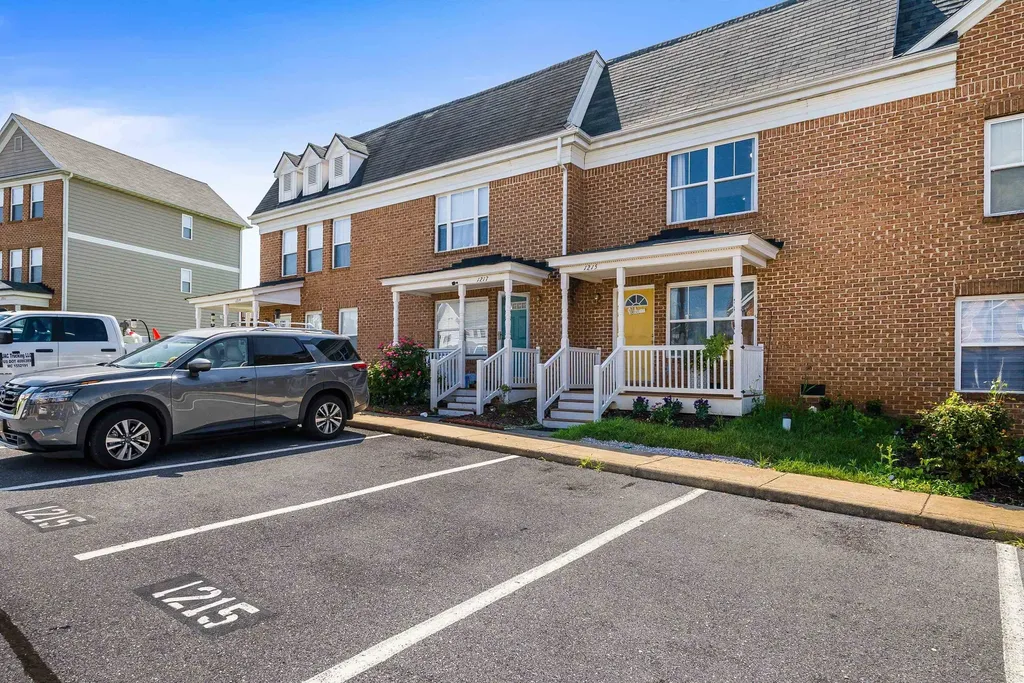 1215 Old Richmond Circle Harrisonburg VA 22802