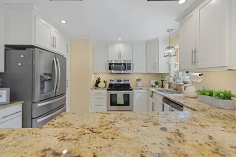 603 13th Street Grottoes VA 24441