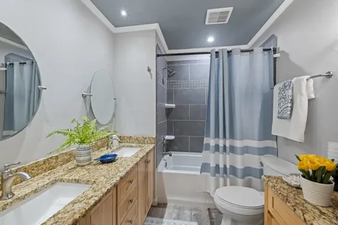 603 13th Street Grottoes VA 24441