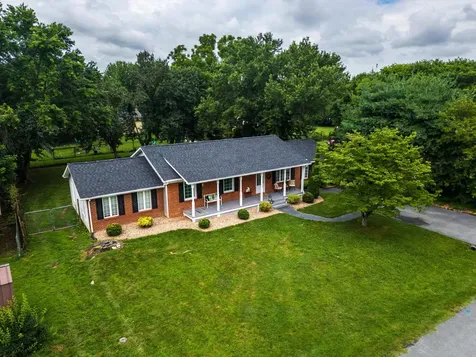 603 13th Street Grottoes VA 24441