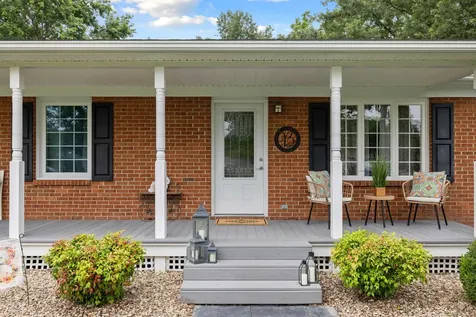 603 13th Street Grottoes VA 24441