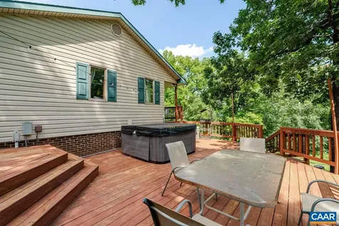 2770 Zion Church Road Broadway VA 22815