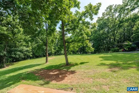 2770 Zion Church Road Broadway VA 22815