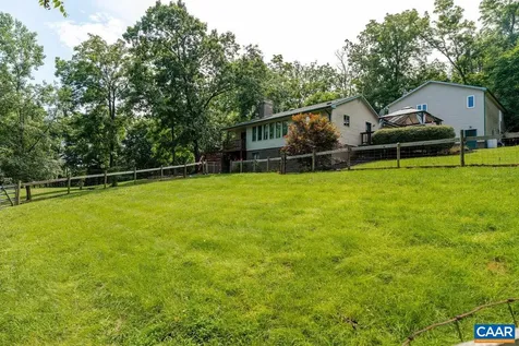 2770 Zion Church Road Broadway VA 22815