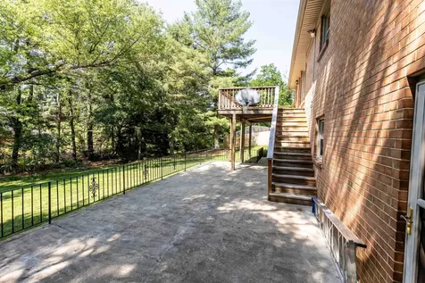 2613 Eston Drive Staunton VA 24401