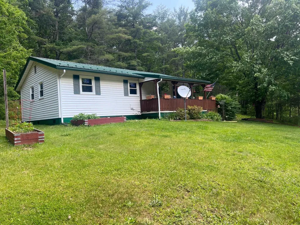 3397 Hankey Mountain Highway Churchville VA 24421