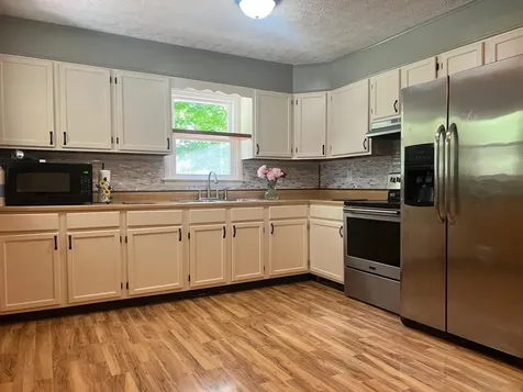 3397 Hankey Mountain Highway Churchville VA 24421