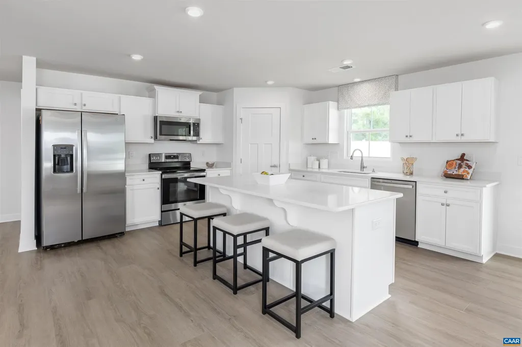 333 White Sands Boulevard Barboursville VA 22923