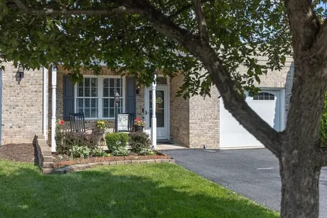 21 Spring View Drive Staunton VA 24401