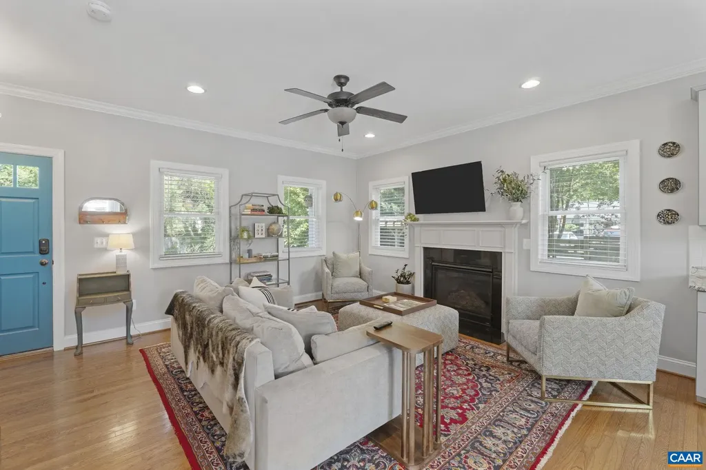 1012 Locust Lane Charlottesville VA 22901