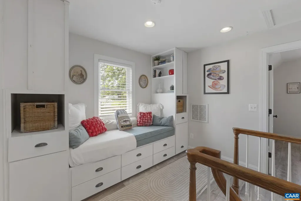 1012 Locust Lane Charlottesville VA 22901