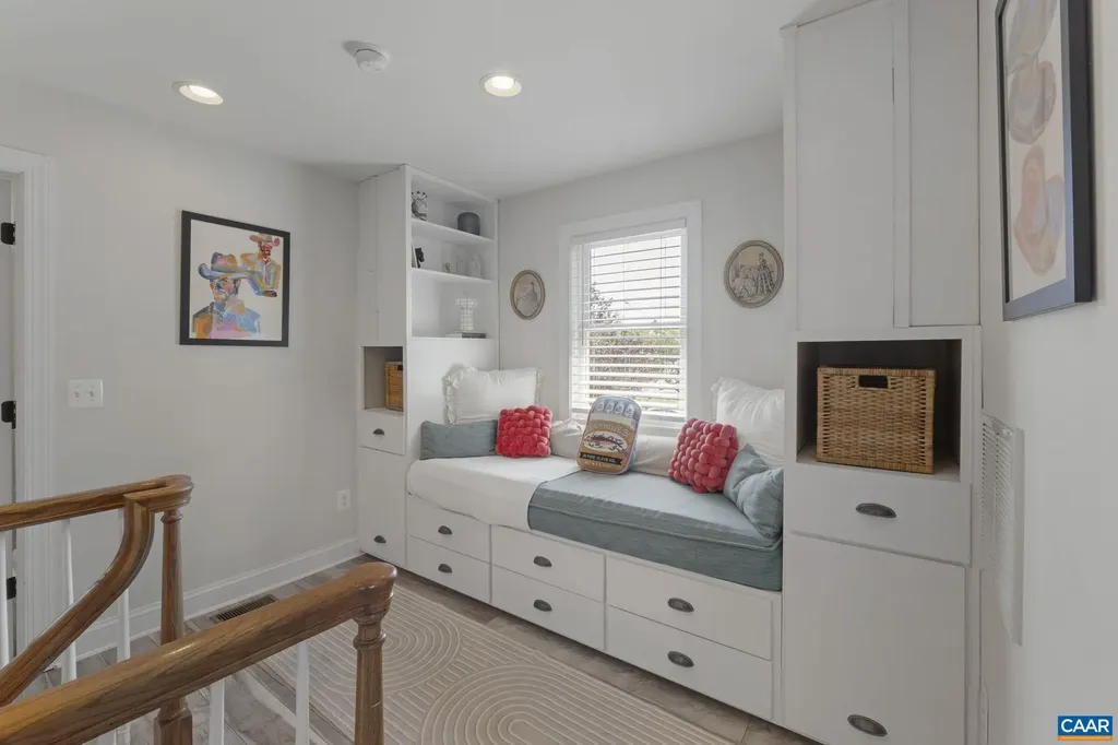 1012 Locust Lane Charlottesville VA 22901