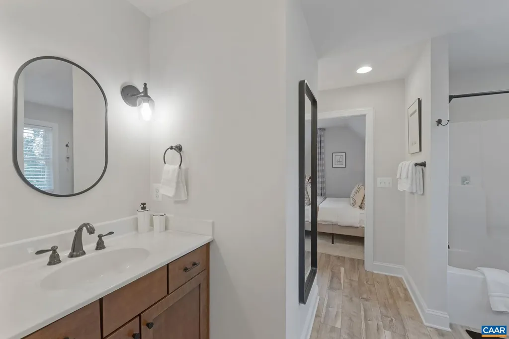 1012 Locust Lane Charlottesville VA 22901