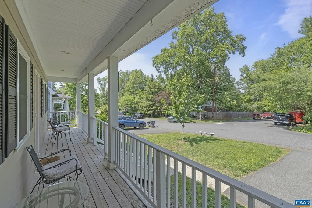 1012 Locust Lane Charlottesville VA 22901