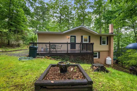 204 Spotswood Lane Mcgaheysville VA 22840