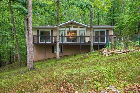 204 Spotswood Lane Mcgaheysville VA 22840