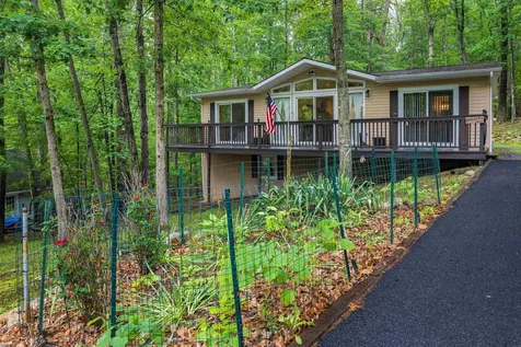 204 Spotswood Lane Mcgaheysville VA 22840