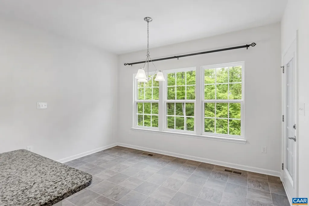 281 Manor Boulevard Palmyra VA 22963