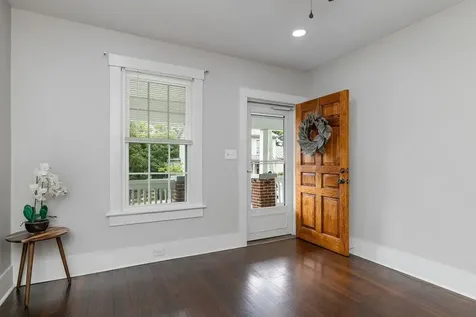 930 Trout Street Staunton VA 24401