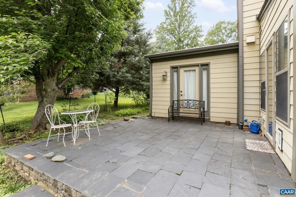 1775 Easy Lane Charlottesville VA 22911