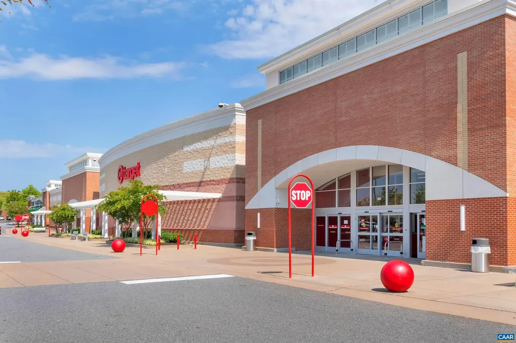 1775 Easy Lane Charlottesville VA 22911