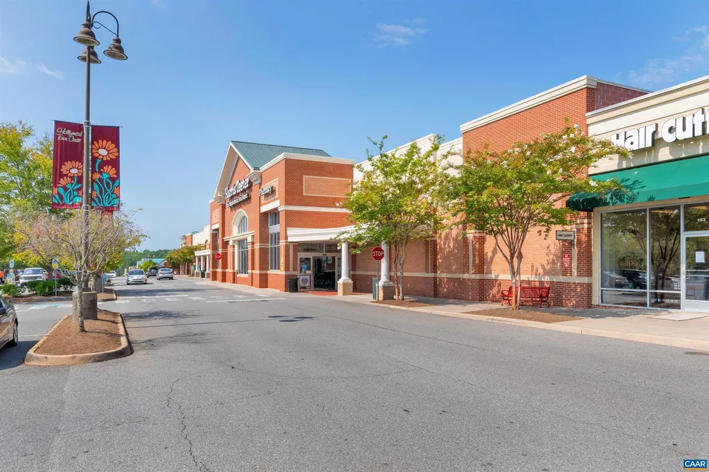 1775 Easy Lane Charlottesville VA 22911