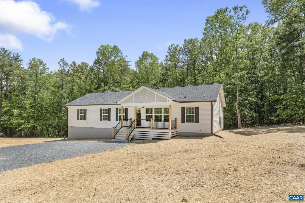 360 Dogwood Lake Drive Louisa VA 23093