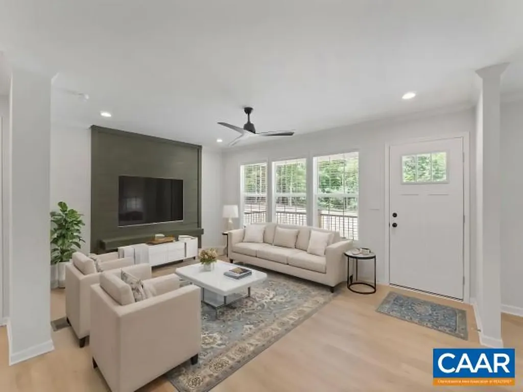 360 Dogwood Lake Drive Louisa VA 23093