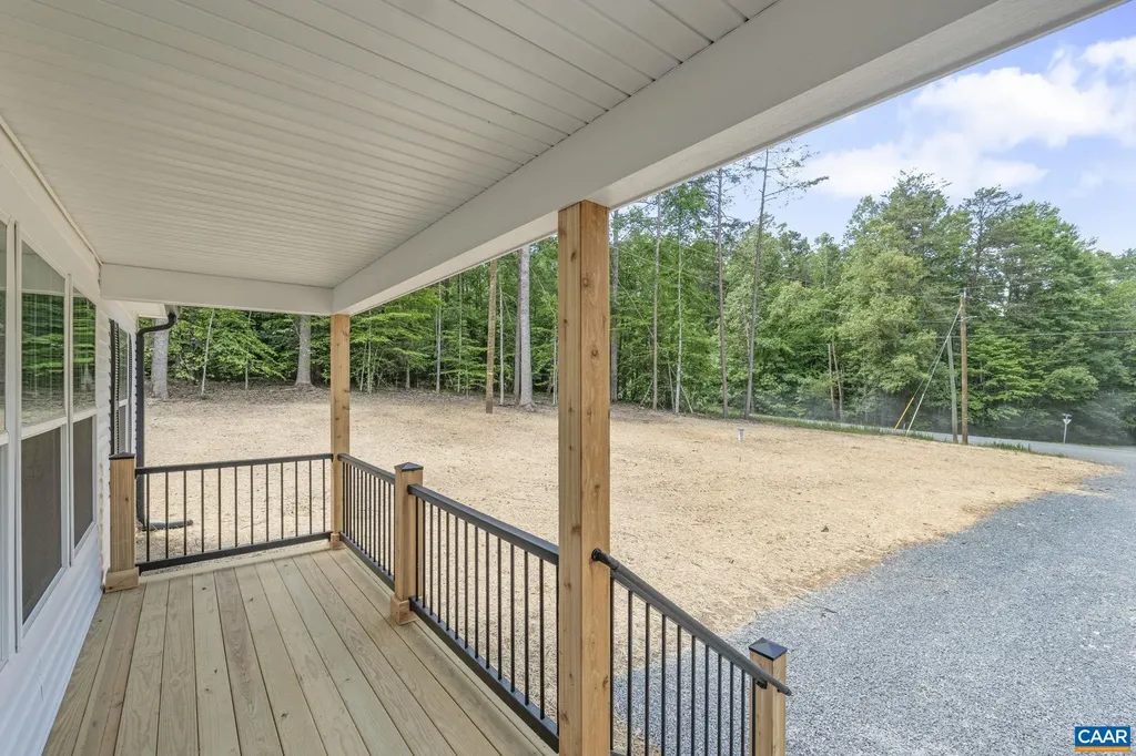 360 Dogwood Lake Drive Louisa VA 23093