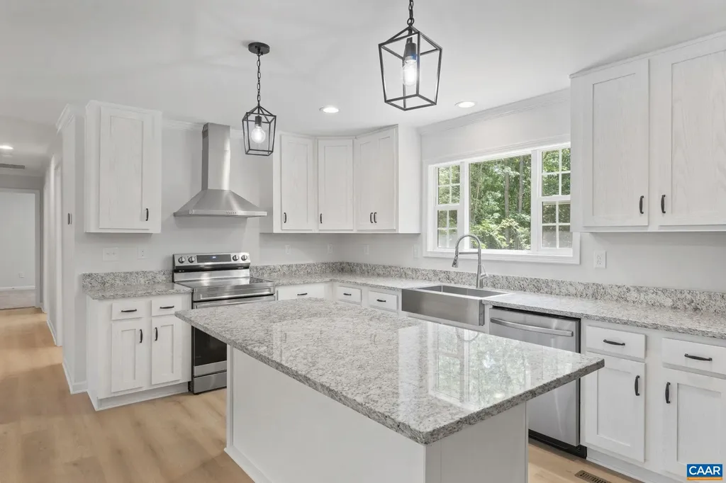 360 Dogwood Lake Drive Louisa VA 23093