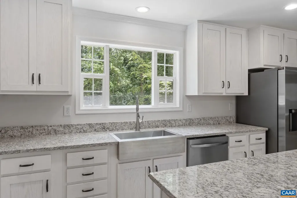 360 Dogwood Lake Drive Louisa VA 23093