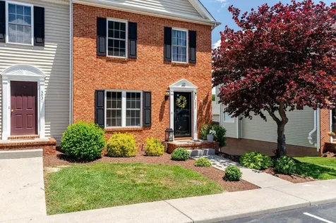 3035 Taylor Spring Lane Rockingham VA 22801