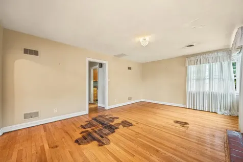 1435 Bluestone Street Harrisonburg VA 22801